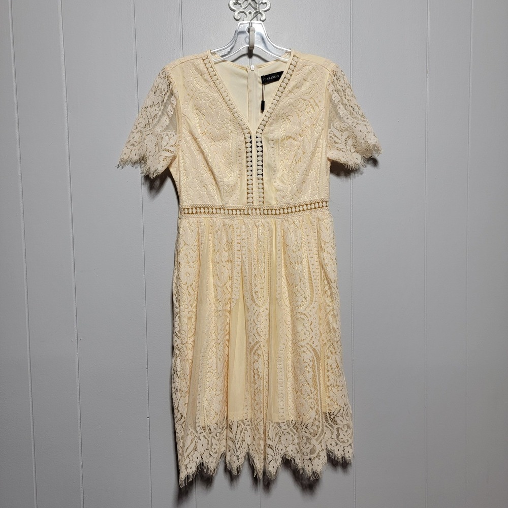 Funlingo‎ Cream Floral Lace V-Neck Midi Dress Short Sleeve Eyelash Trim Womens M